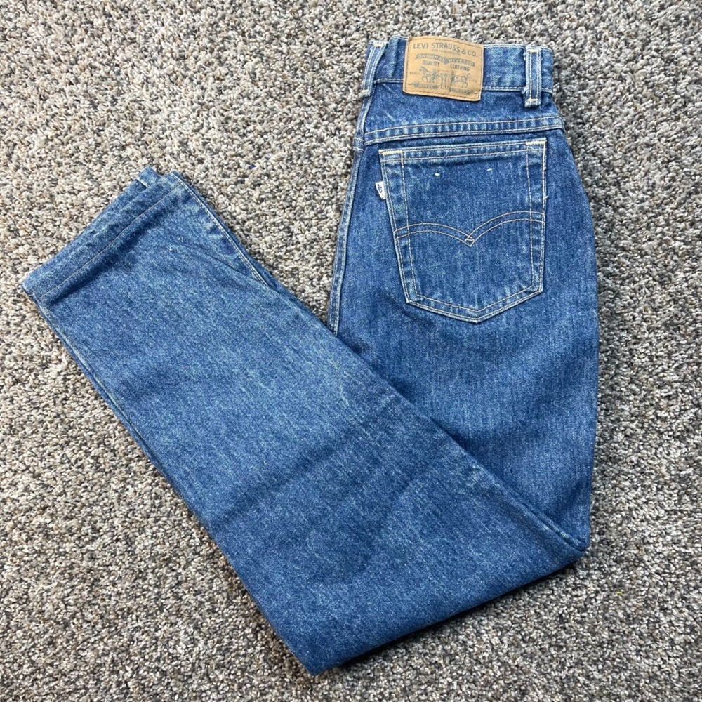 Vintage‎ Levi's Women's 22x27 Jeans USA Made High Rise Straight Denim 90s - Picture 10 of 10